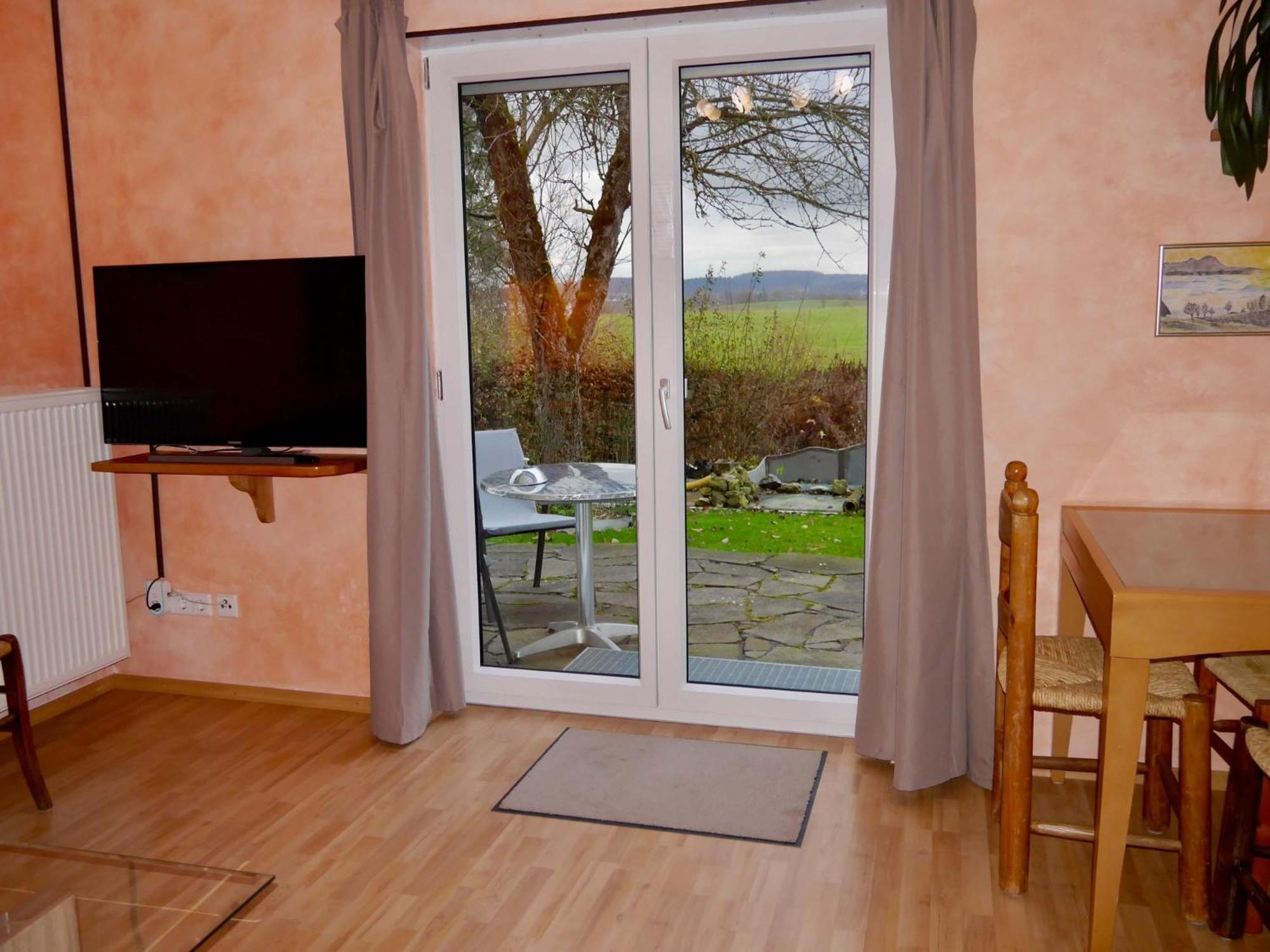 Ruhe Auf Dem Land 2 - Anni Apartment Aulendorf Exterior foto
